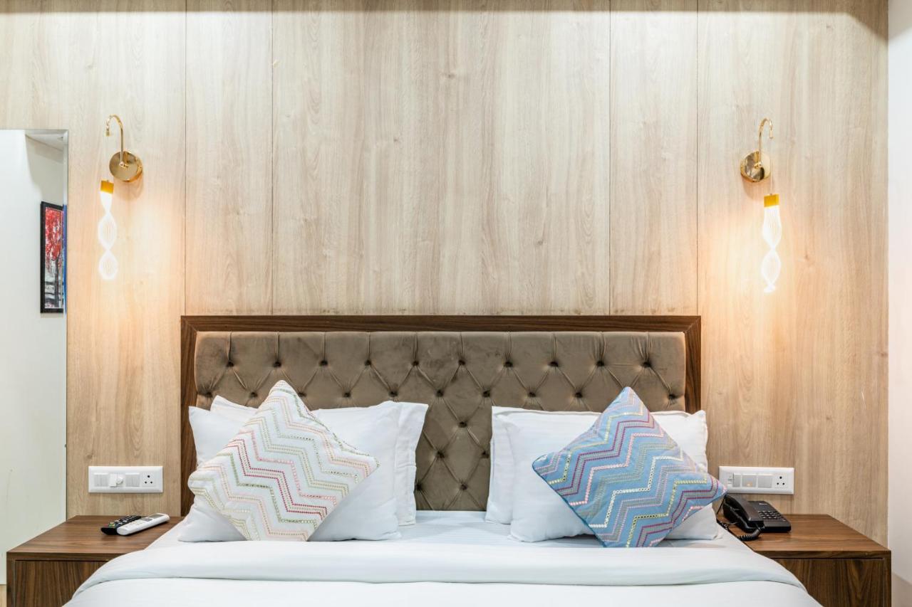 Shiv Mahima Hotel ชัยปุระ ภายนอก รูปภาพ