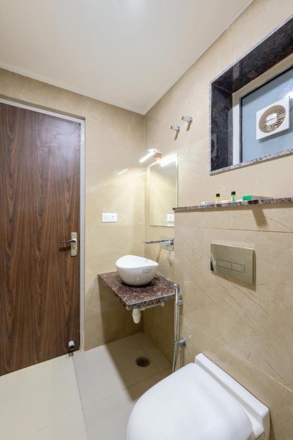 Shiv Mahima Hotel ชัยปุระ ภายนอก รูปภาพ