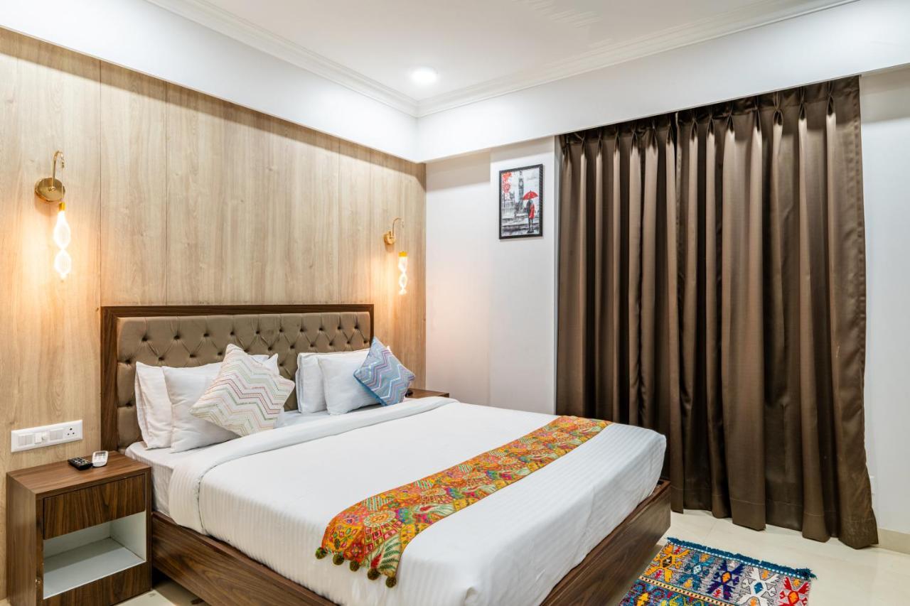 Shiv Mahima Hotel ชัยปุระ ภายนอก รูปภาพ