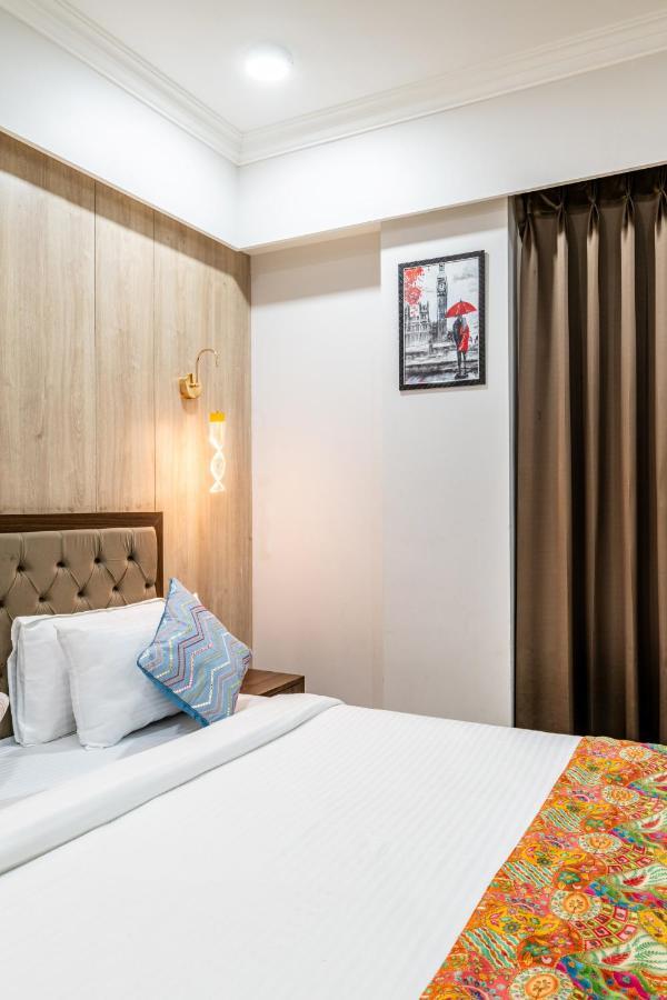 Shiv Mahima Hotel ชัยปุระ ภายนอก รูปภาพ